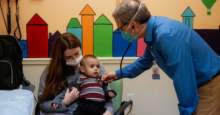 As Medicaid shrinks, clinics for the poor struggle to survive