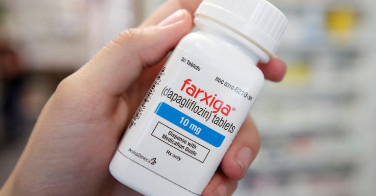 US makes initial bids in Medicare drug price negotiations