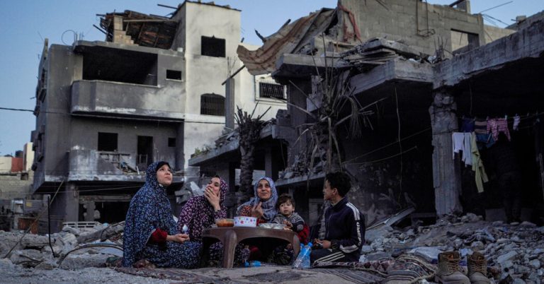 Crisis in the Middle East: Ramadan begins as hunger and fear stalk Gaza