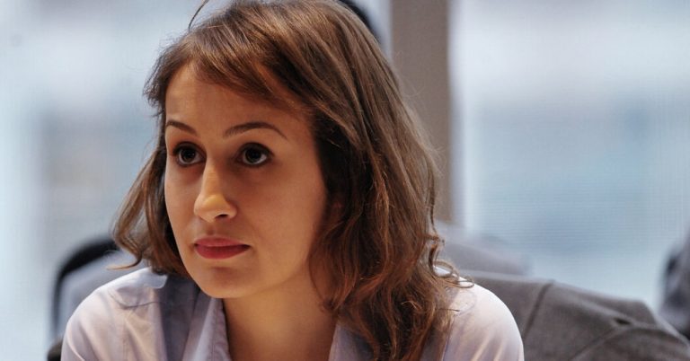 Inside Amira Yahyaoui's claims about Mos, a student aid start-up