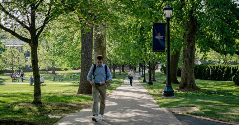 Virginia prohibits legacy admissions at public universities and colleges