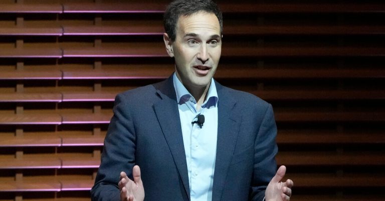 The new President of Stanford is Jonathan Levin, dean of the Business School