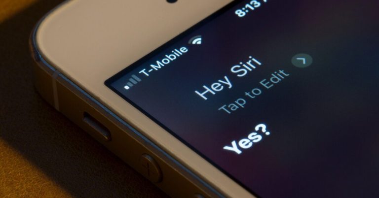 Hello, Siri!  Let's talk about how Apple is giving you an AI makeover.