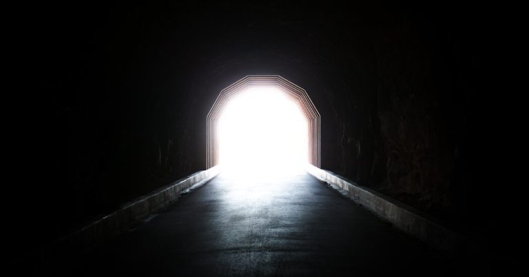 "Approaching the Light": Peter Fenwick and Stories from Near-Death Experiences