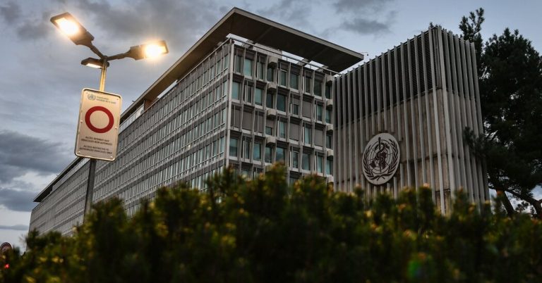 Trump withdraws the US from the World Health Organization