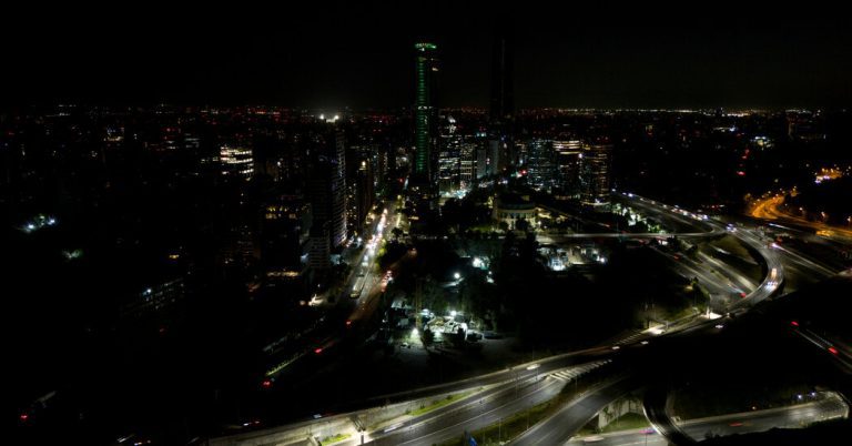 Chile indicates the ban on traffic as trash in the whole country