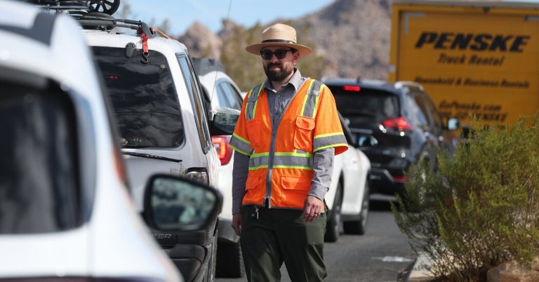 Trump cuts national parks: "You won't have the full experience"