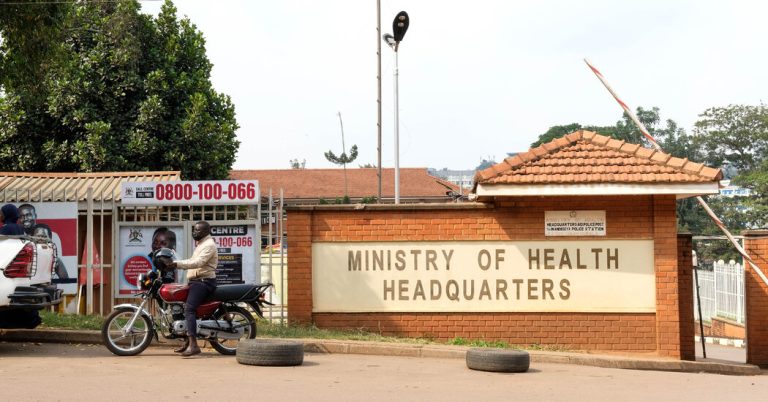 A 4 -year -old boy dies from ebola in Uganda as the US pulls back to help