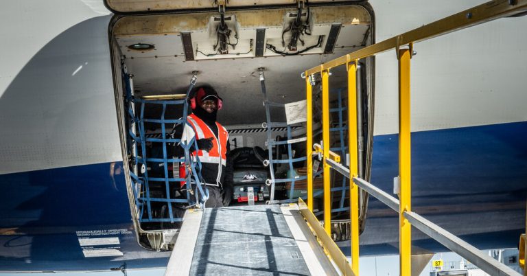 The hidden trip of your bag from check-in on the plane